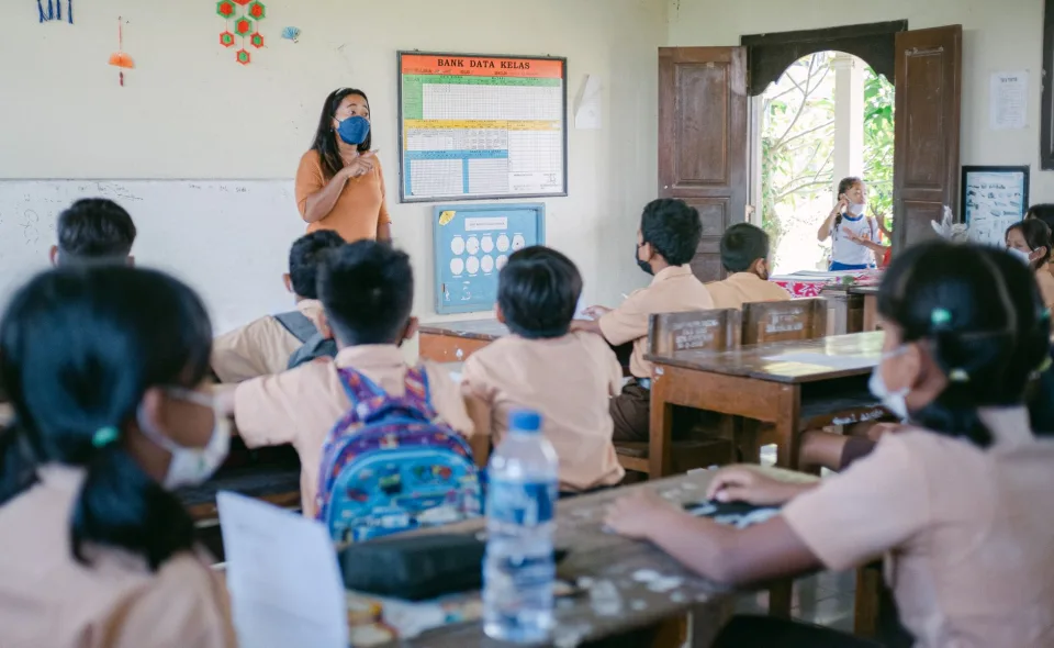 Sinh viên học tiếng Anh tại Đỗ Thị Hải Châu